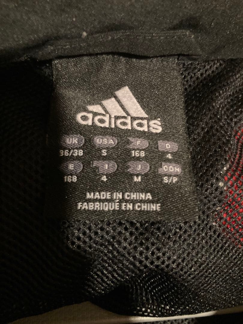 09年　adidas ACミラン ジャケット Mサイズ 黒/赤