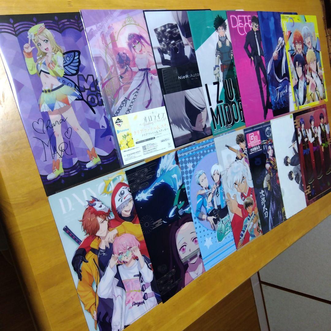 アニメ ノンジャンル 美少女系など　Ａ−４クリアファイル まとめ売り大量２５０枚