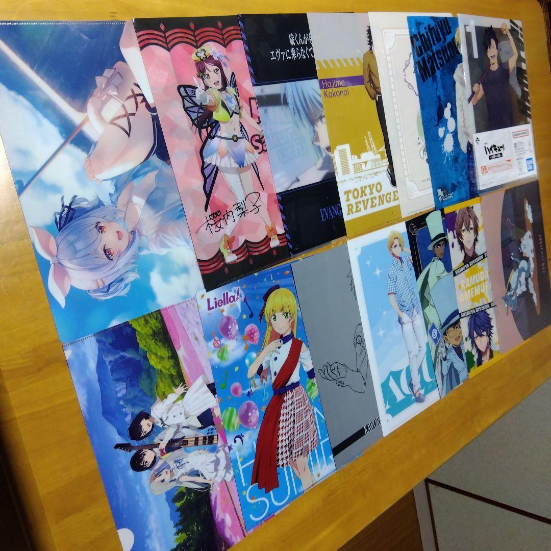 アニメ ノンジャンル 美少女系など　Ａ−４クリアファイル まとめ売り大量２５０枚