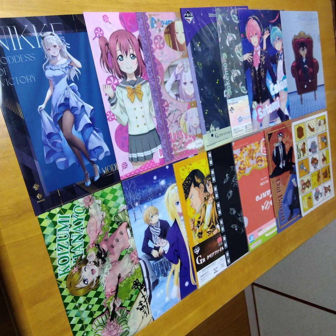 アニメ ノンジャンル 美少女系など　Ａ−４クリアファイル まとめ売り大量２５０枚