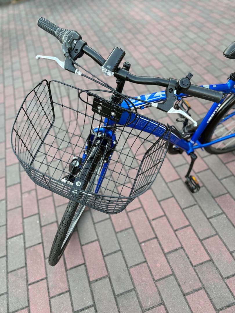 新品タイヤ・通勤通学快速バイク(700c)お届けでも、お引き取りでも大丈夫です。