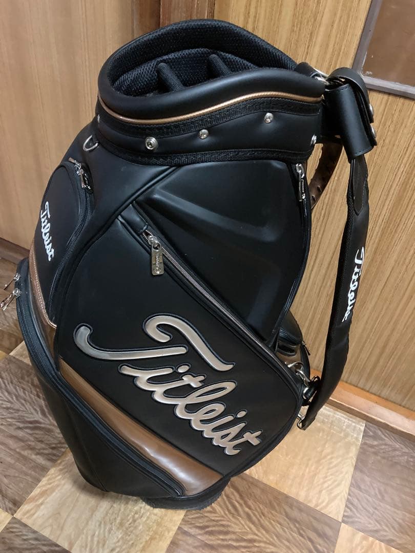 《希少美品》タイトリスト　3点式ショルダー　ツアーキャディーバッグ
