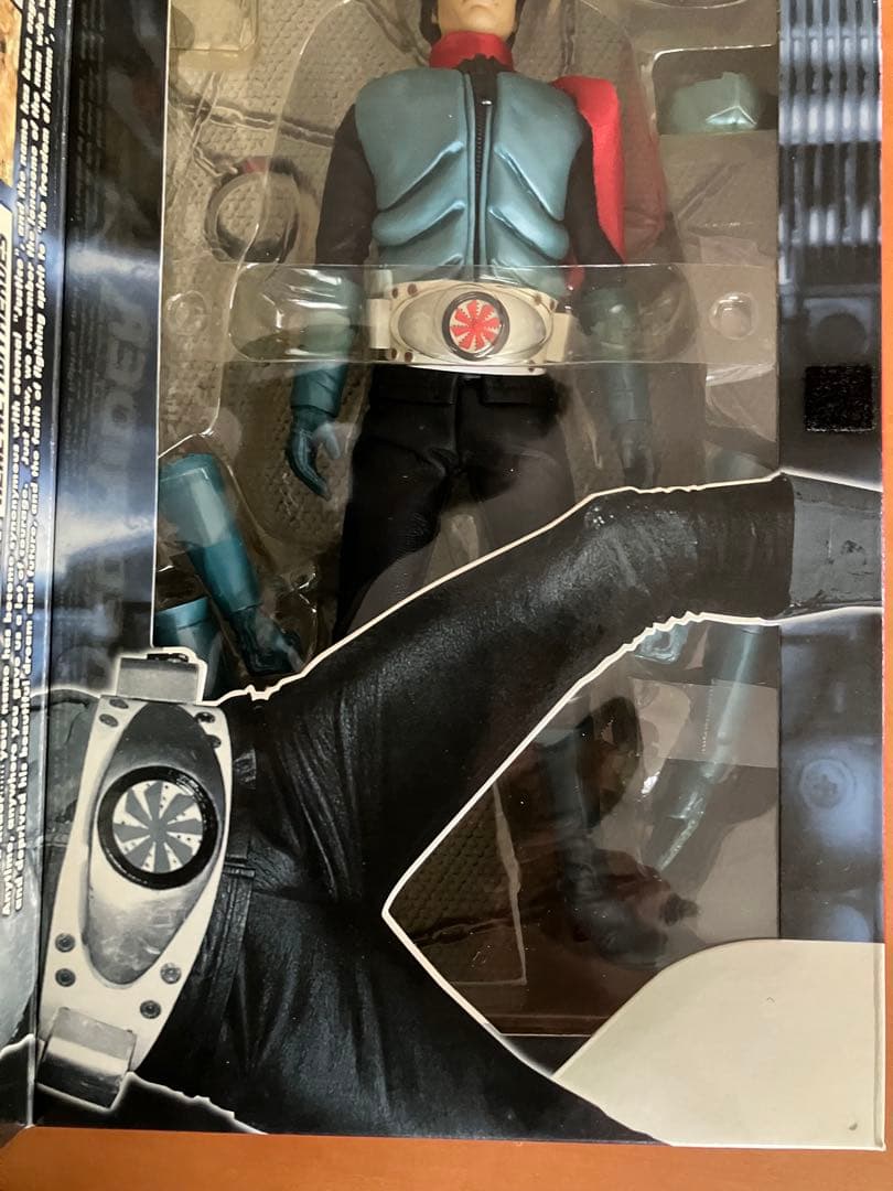 【未使用品】RAH 仮面ライダー旧1号(Deluxe Type 2001)