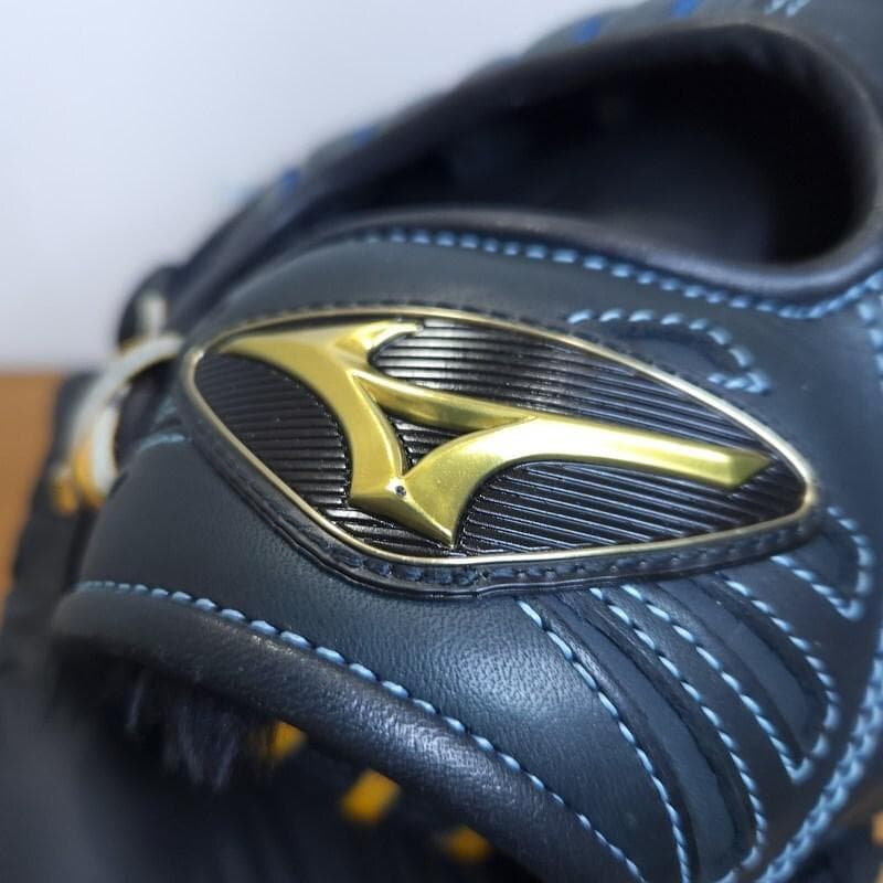 ミズノ MIZUNO 限定海外モデル レアラベル オールラウンド用 軟式グローブ
