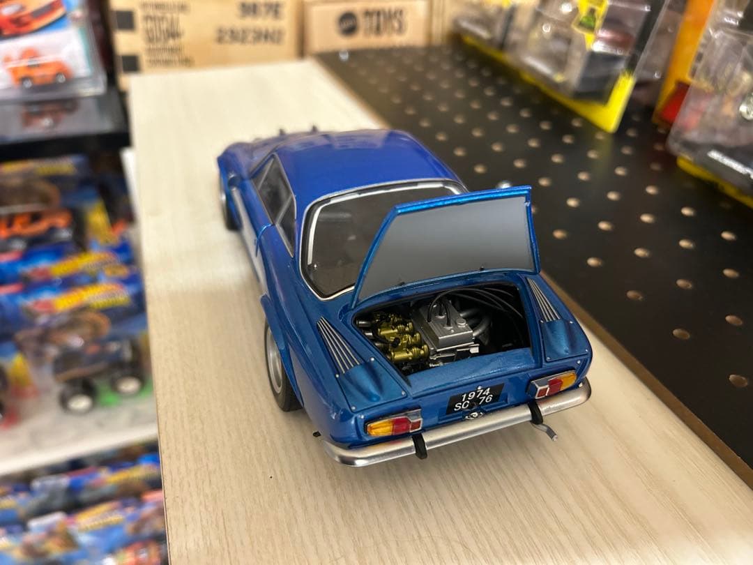 アルピーヌ A110 京商　1/18