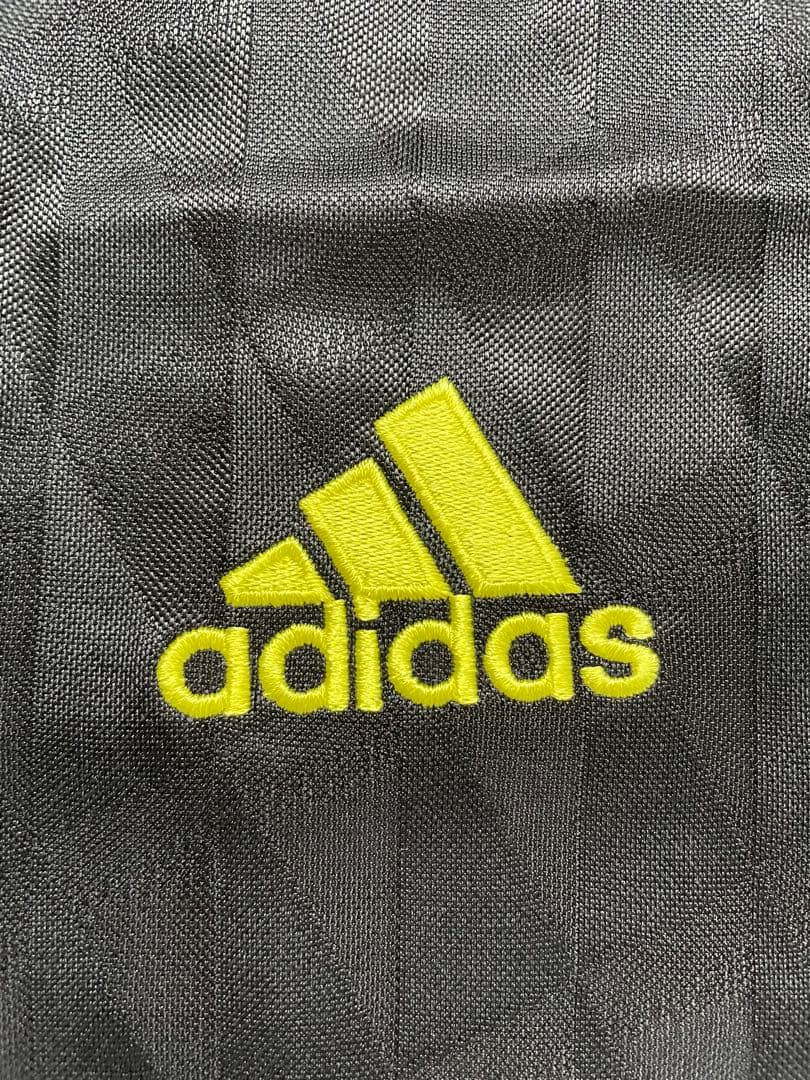 【新品】リヴァプール　10-11 ユニフォーム　サイズＯ（ＸＬ）　アディダス