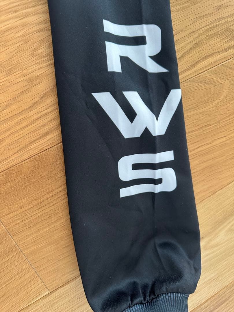 R.W.S ドリブル塾 長袖　パーカー　150