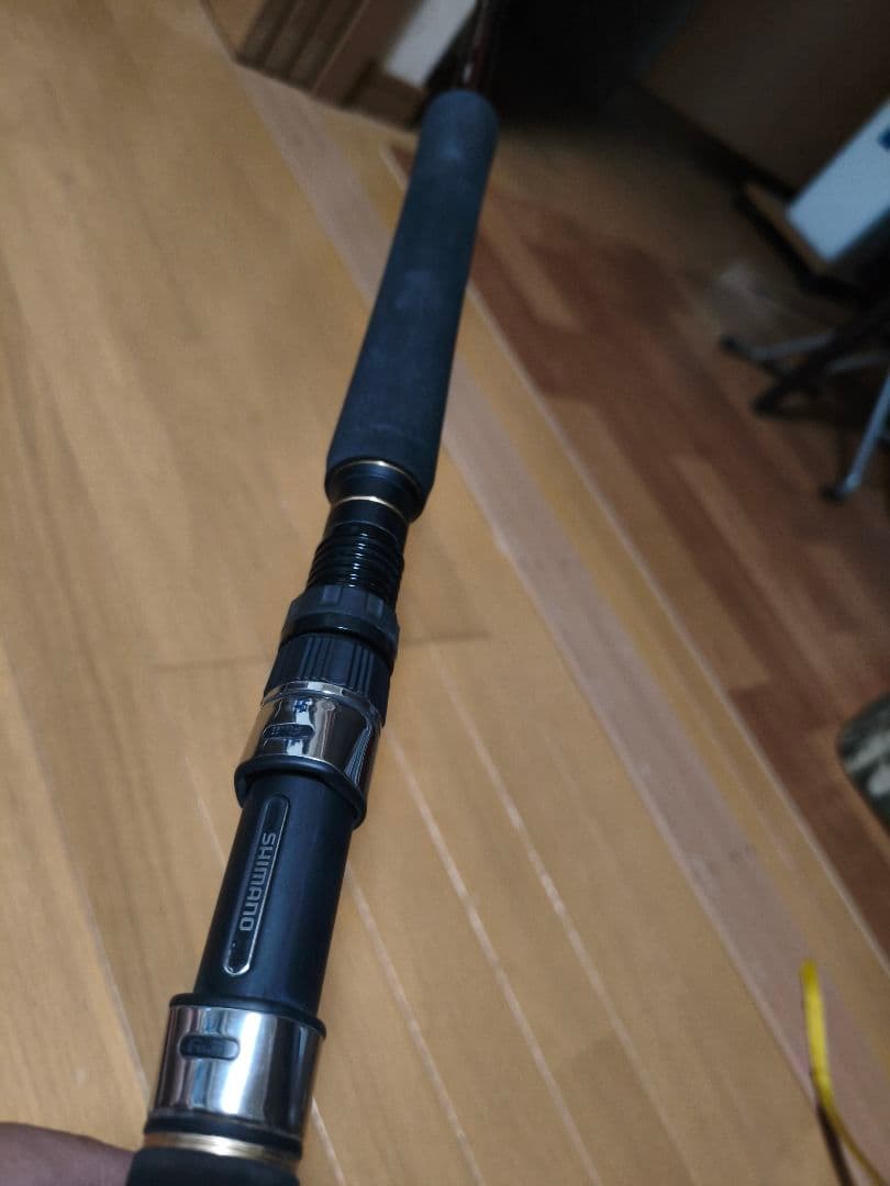 シマノ ワールドシャウラ BG 2836RS-2 中古