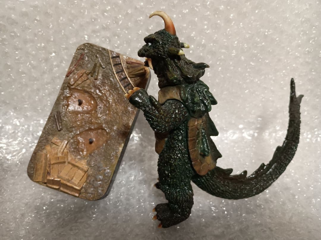 ゴメス　ジオラマフィギュア　ウルトラマン怪獣シリーズ　激レア