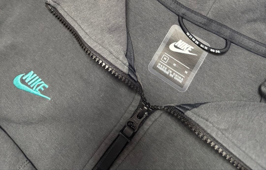 NIKE バルセロナ　テックフリース　19/20