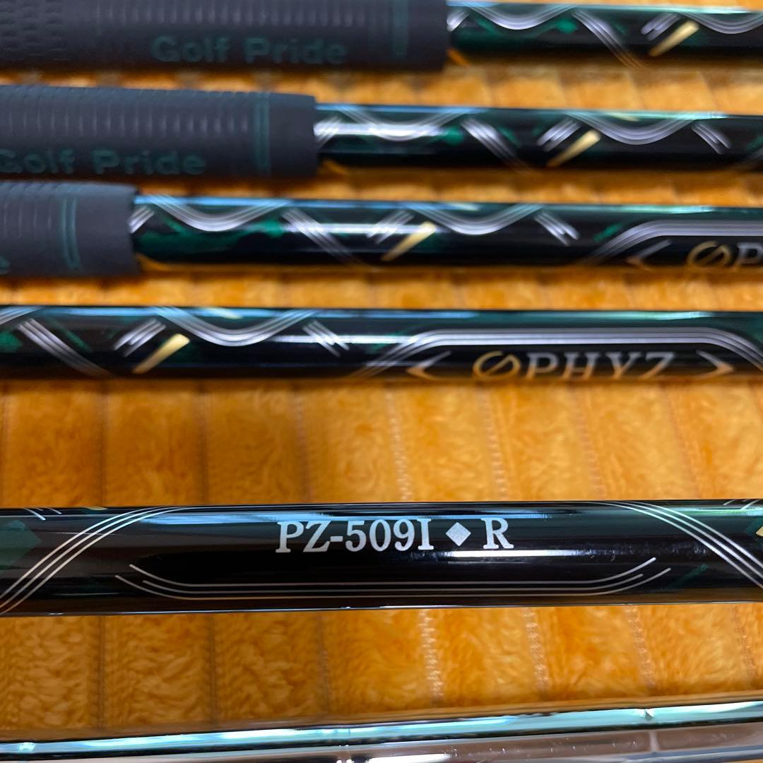 ブリヂストン　2019年モデル：PHYZ アイアンセット 5本➕1本