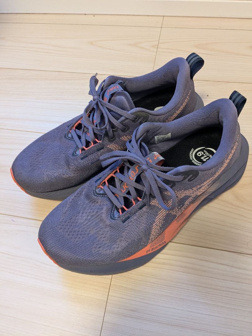 ASICS novabast5 27.5cm ノヴァブラスト5　元箱つき