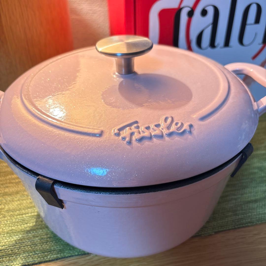【新品】フィスラーホーロー20cm 両手鍋カレン ココット ベビーピンク♡ラメ♡