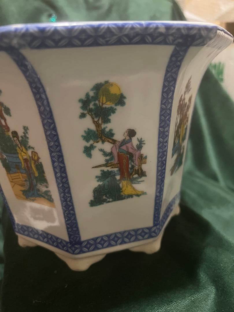 中國古代女子の瓷器植木鉢 中型 八角形