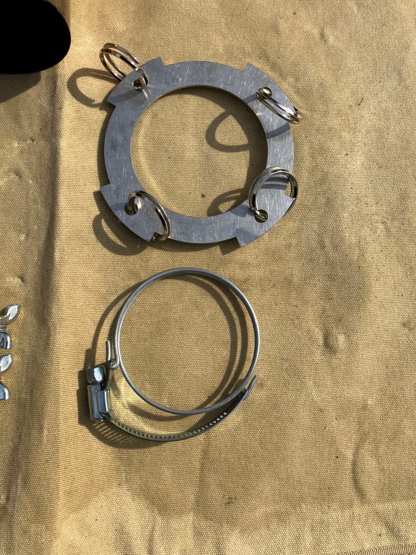 新保製作所　タマゴ型薪ストーブ