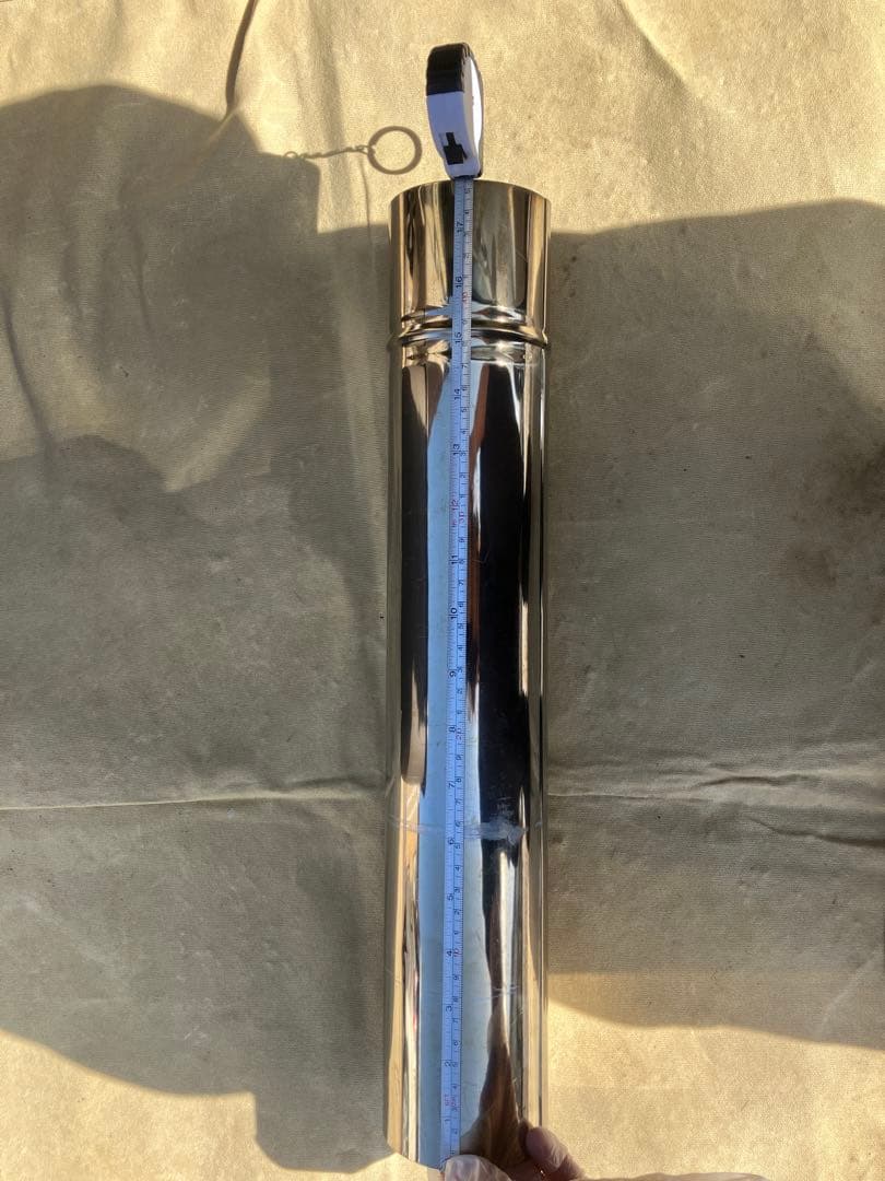 新保製作所　タマゴ型薪ストーブ