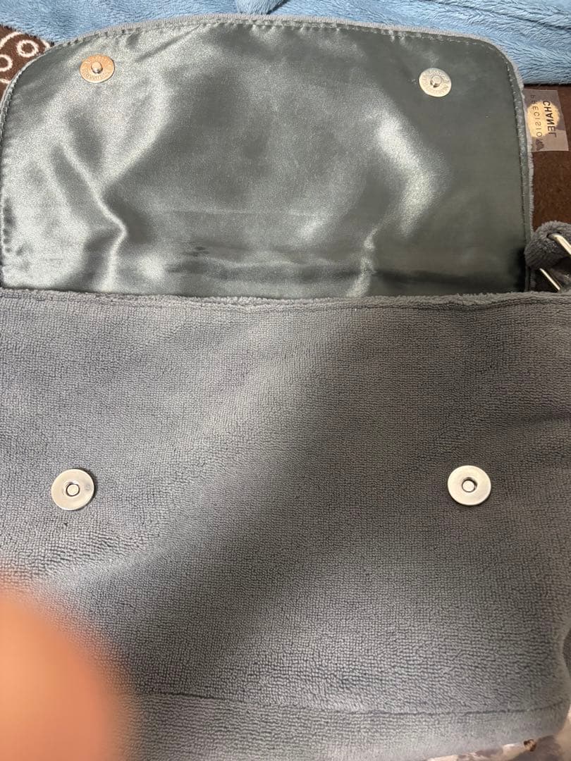 CHANEL ノベルティショルダーバッグ グレー パイル地 ココマーク 斜め掛け