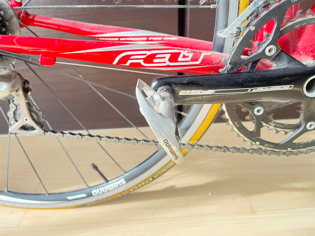 フェルト　トライアスロンバイク レッド