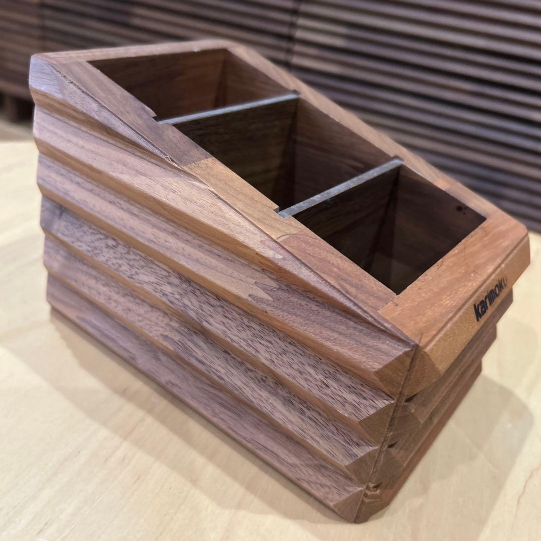 ma　【非売品】karimoku カリモク 木製ペン立て リモコンスタンド