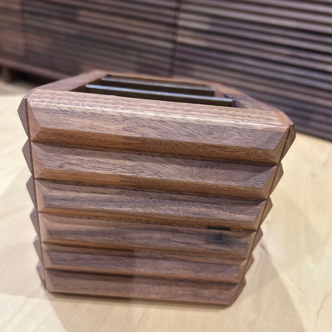 ma　【非売品】karimoku カリモク 木製ペン立て リモコンスタンド