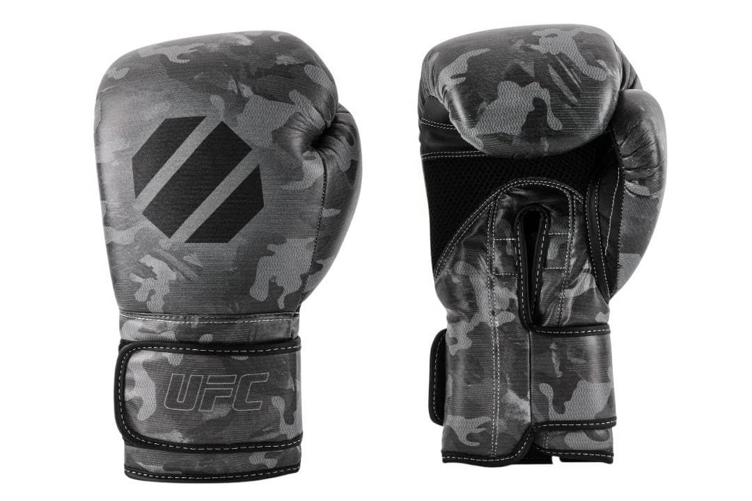 【洗濯機OK】汗のニオイとお別れ！UFC公式 洗えるバッググローブ 迷彩柄