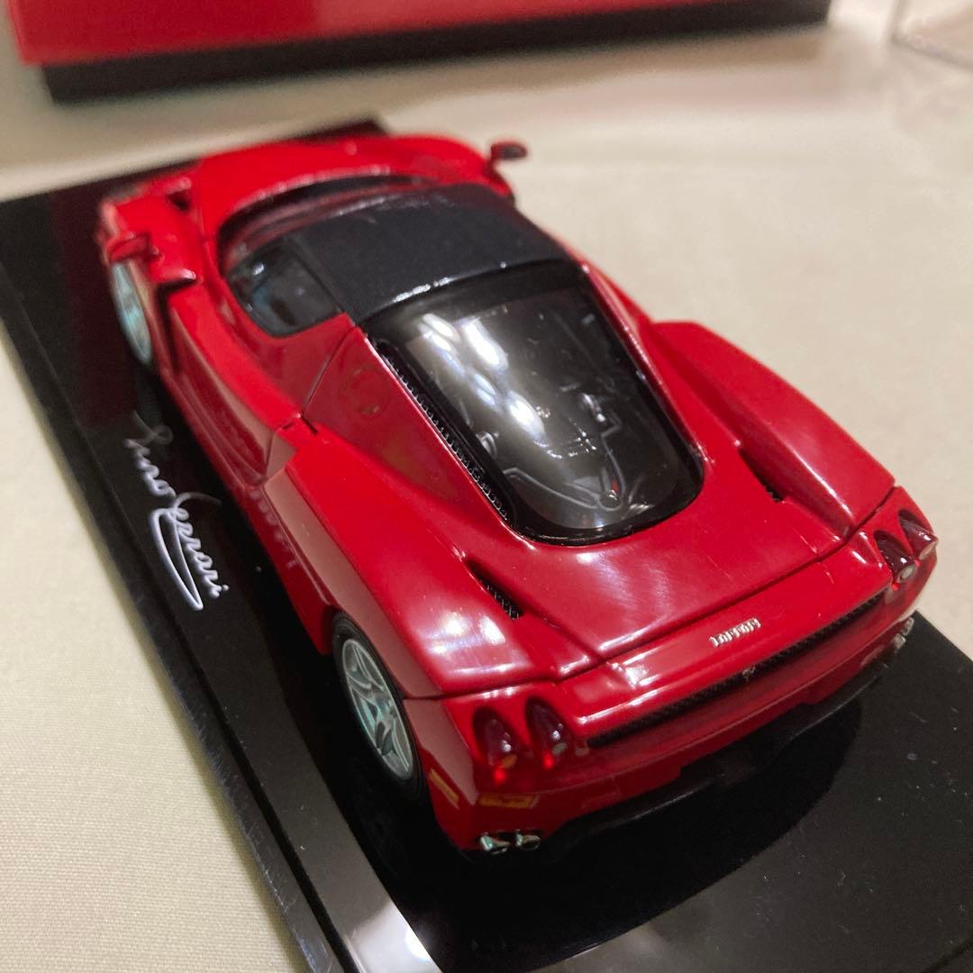 京商 1/43 フェラーリ エンツォ 赤/カーボンルーフ