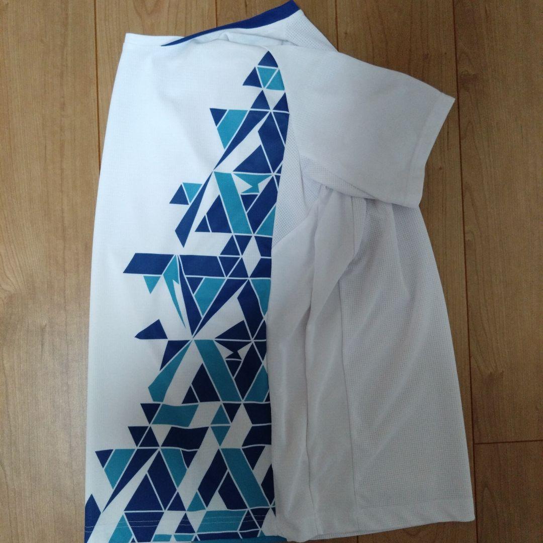 YONEX バドミントン，テニス用シャツ ホワイト/ブルー