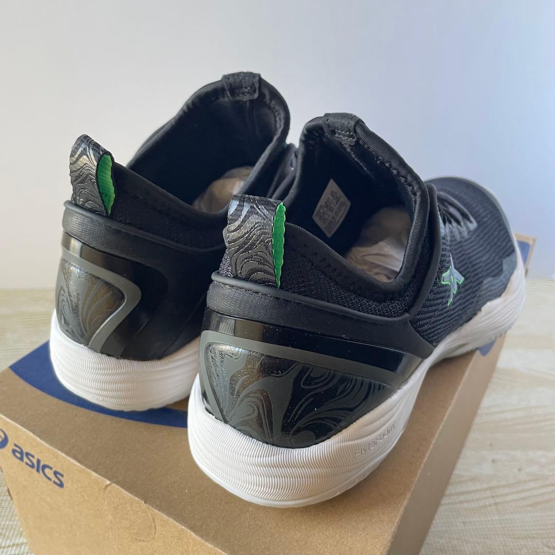 新品未使用　asics バスケットボールシューズ 黒　25
