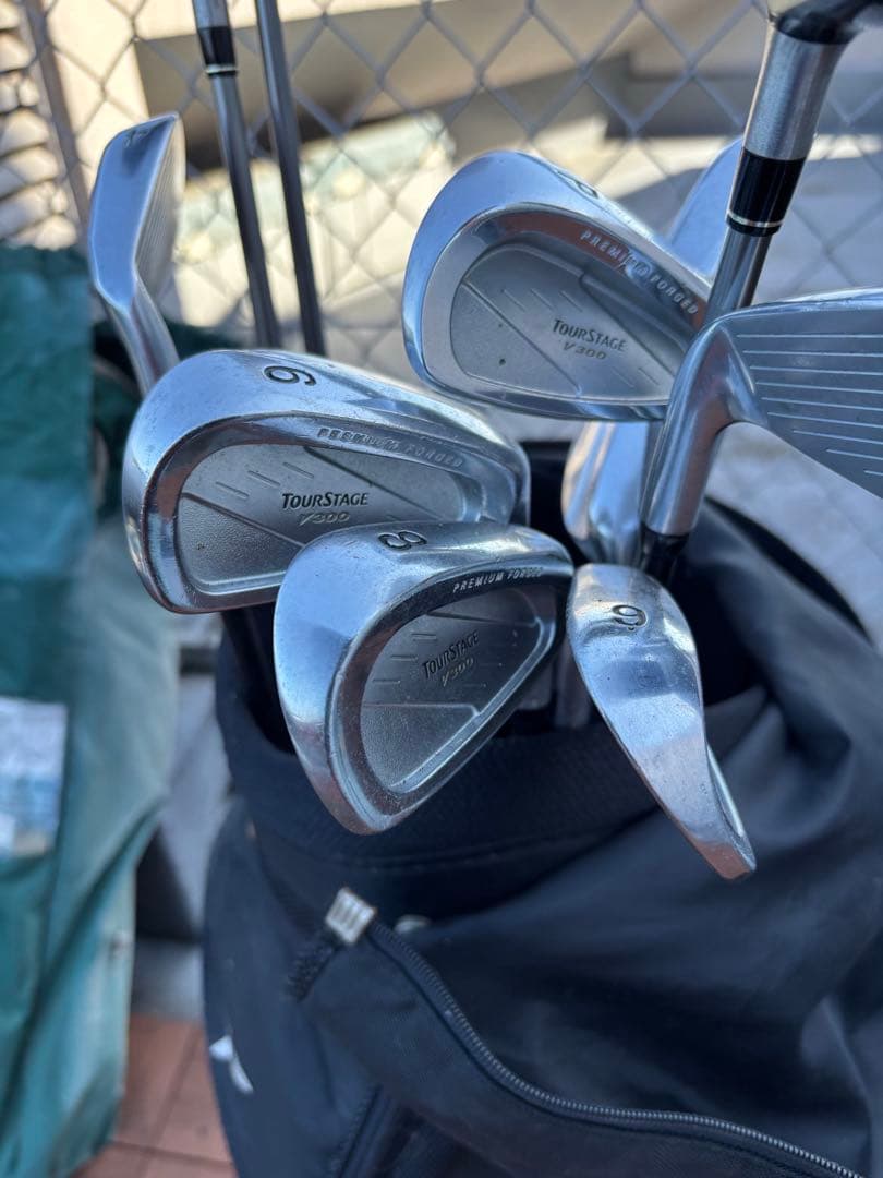 ゴルフクラブセット TOURSTAGE V300 TaylorMade