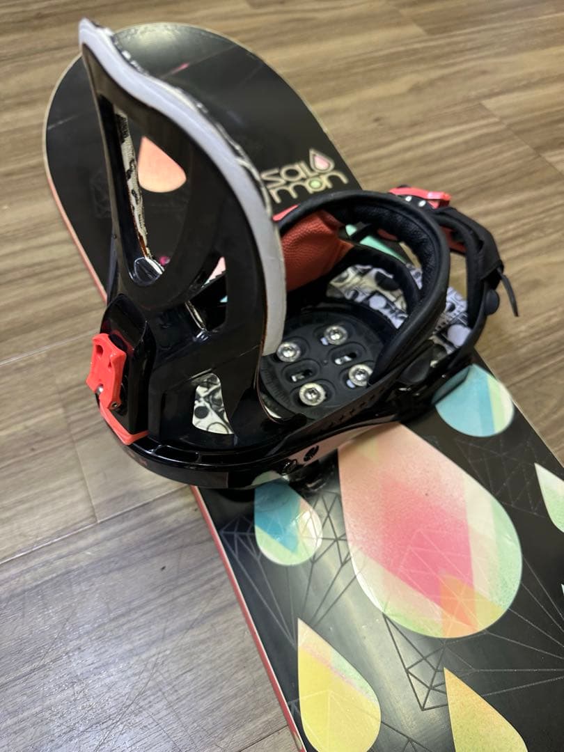 スノーボード SALOMON 143cmバインディングSALOMON S/M