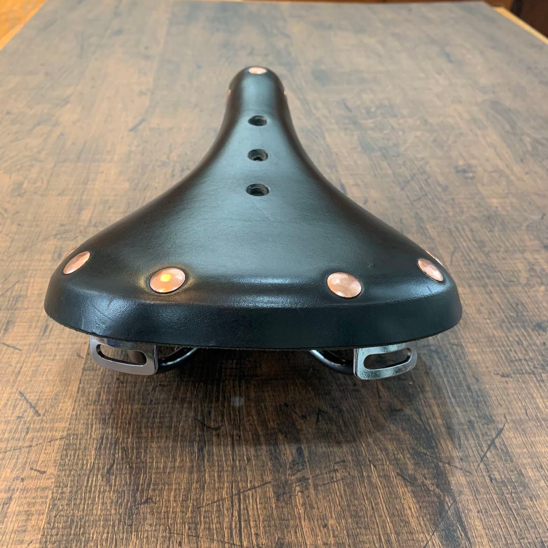 【未使用品】Gyes クラシックレザーサドル ブラック 本革