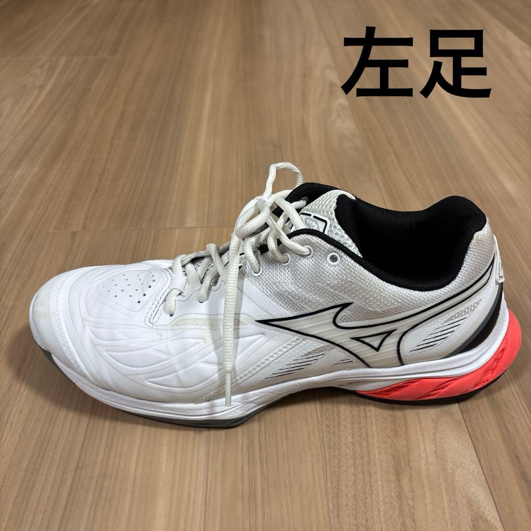 ミズノウエーブ ファング2 サイズ27.5cm バドミントンシューズ