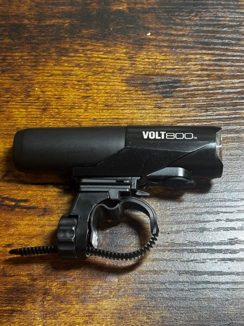 VOLT800 自転車ライト 黒