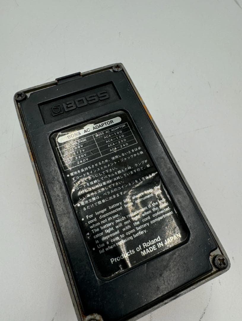 BOSS Distortion DS-1 ギターエフェクター 銀ネジ