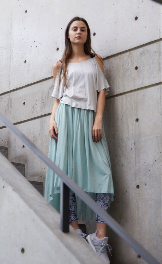 ★Julier★ 新品未使用 天竺オフショルプルオーバー