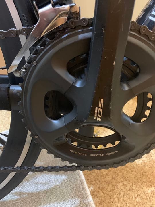 ロードバイクルイガノフルカーボン