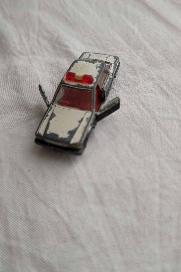 トミカ パトカー ミニカー