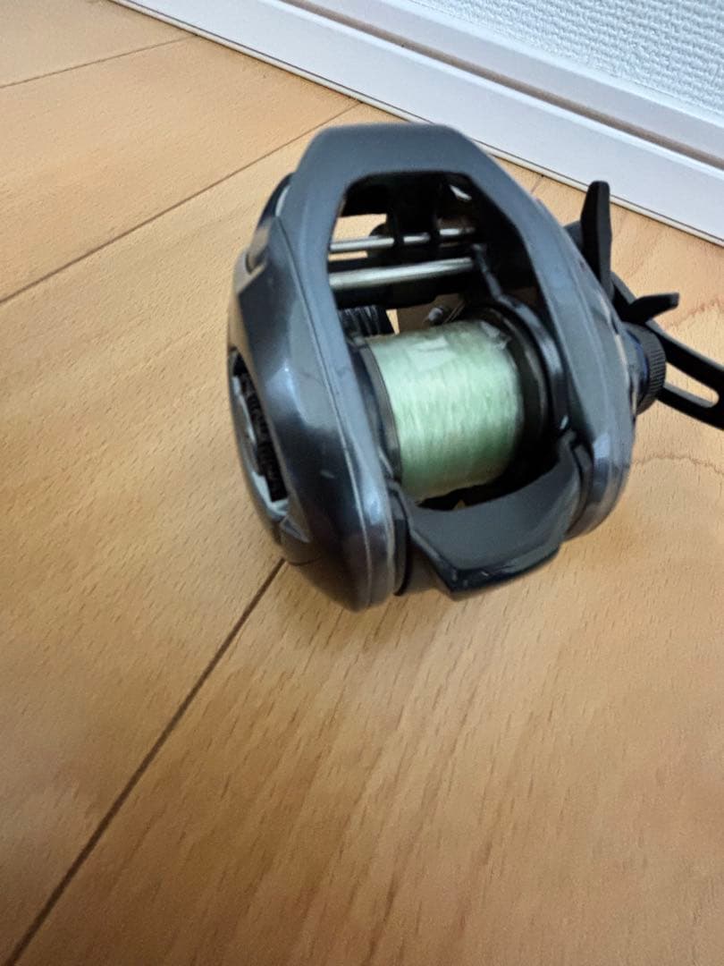 リール SHIMANO 24SLX 70XG RIGHT