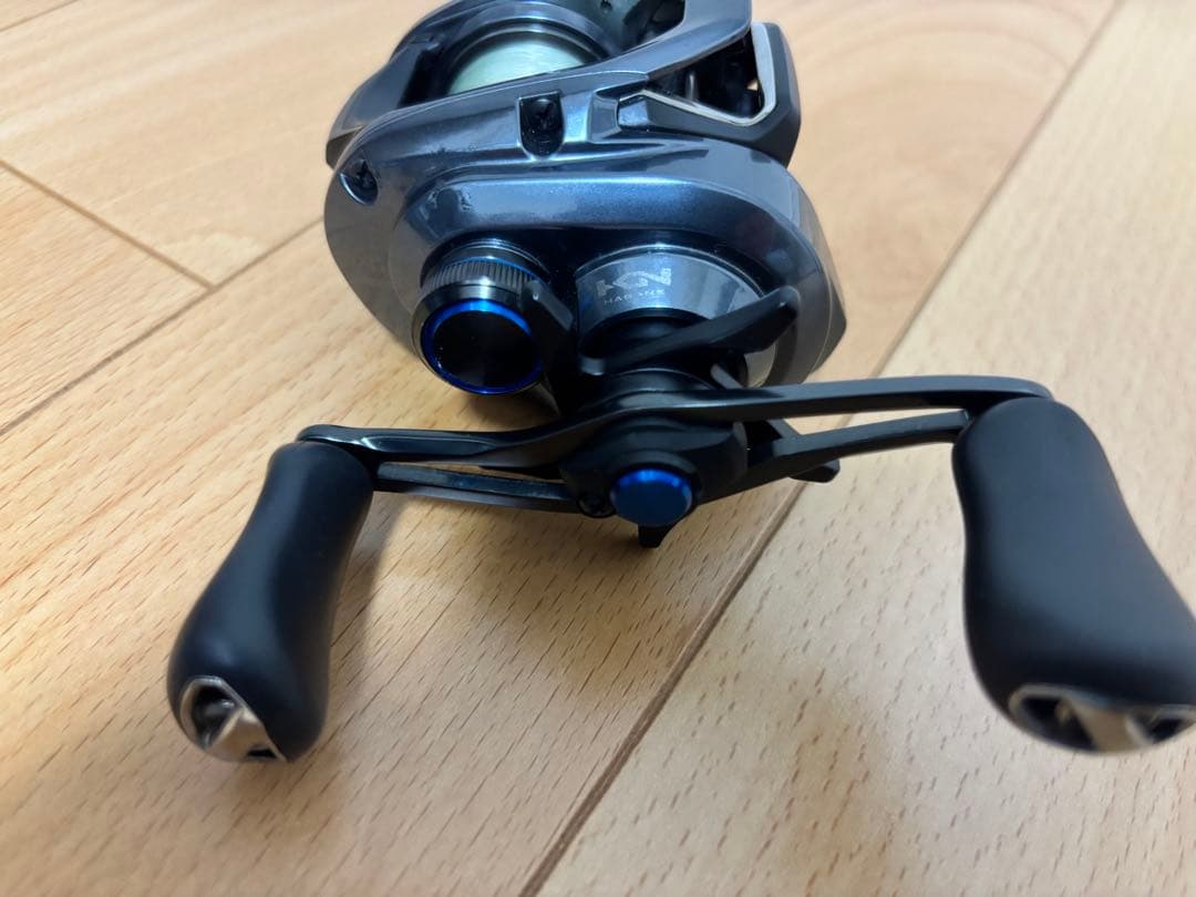 リール SHIMANO 24SLX 70XG RIGHT