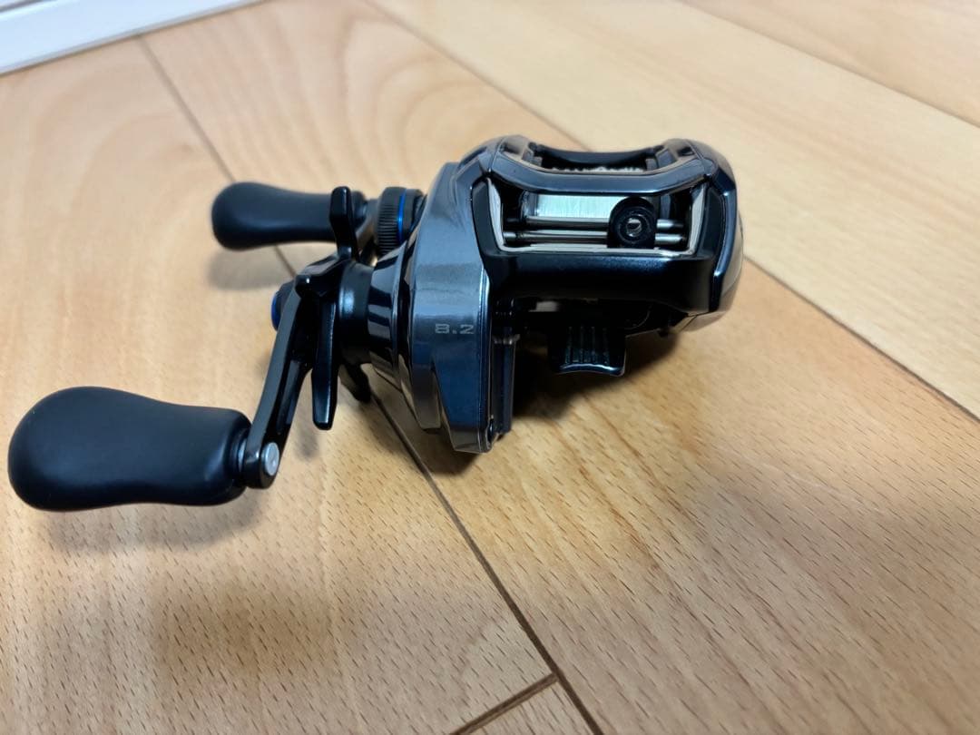 リール SHIMANO 24SLX 70XG RIGHT