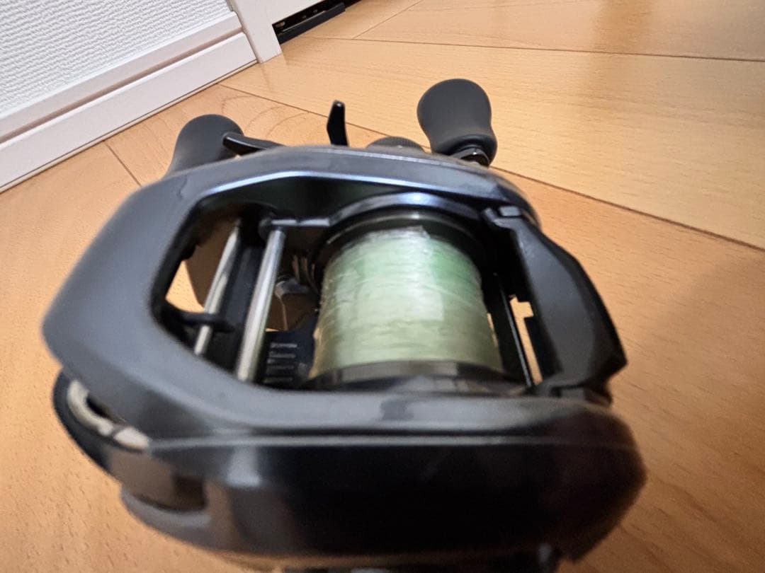 リール SHIMANO 24SLX 70XG RIGHT