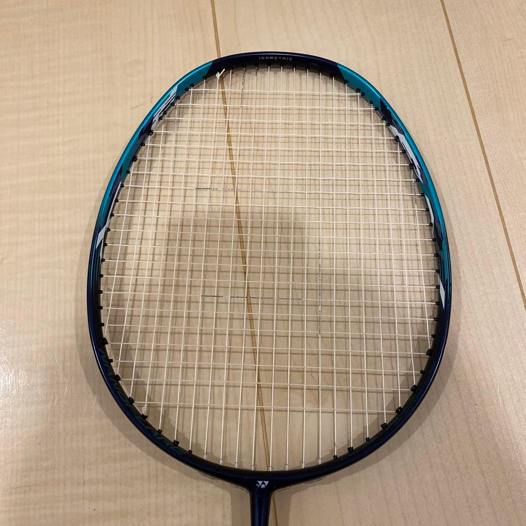 【希少_グリップテープ新品】バドミントン　ヨネックス　ナノフレア700 5UG6