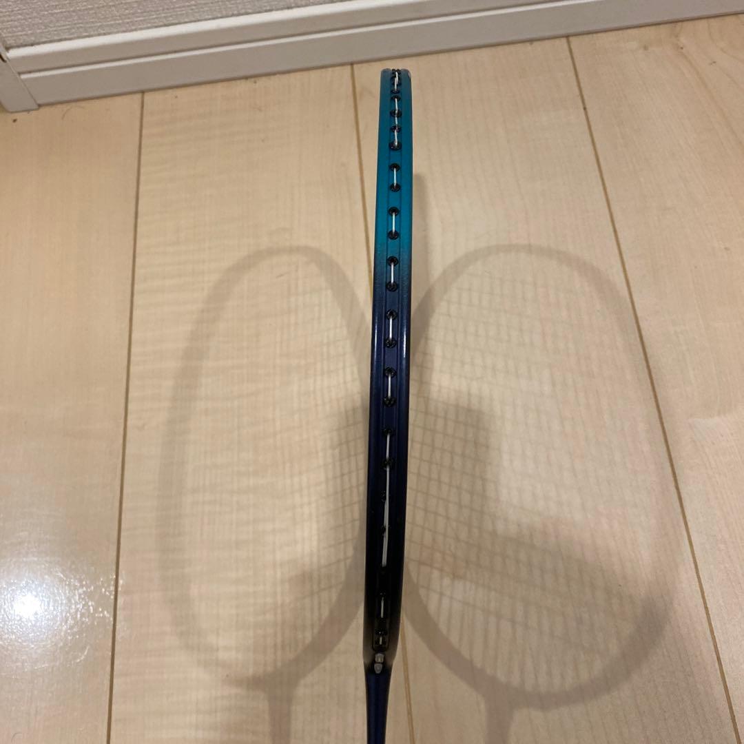 【希少_グリップテープ新品】バドミントン　ヨネックス　ナノフレア700 5UG6
