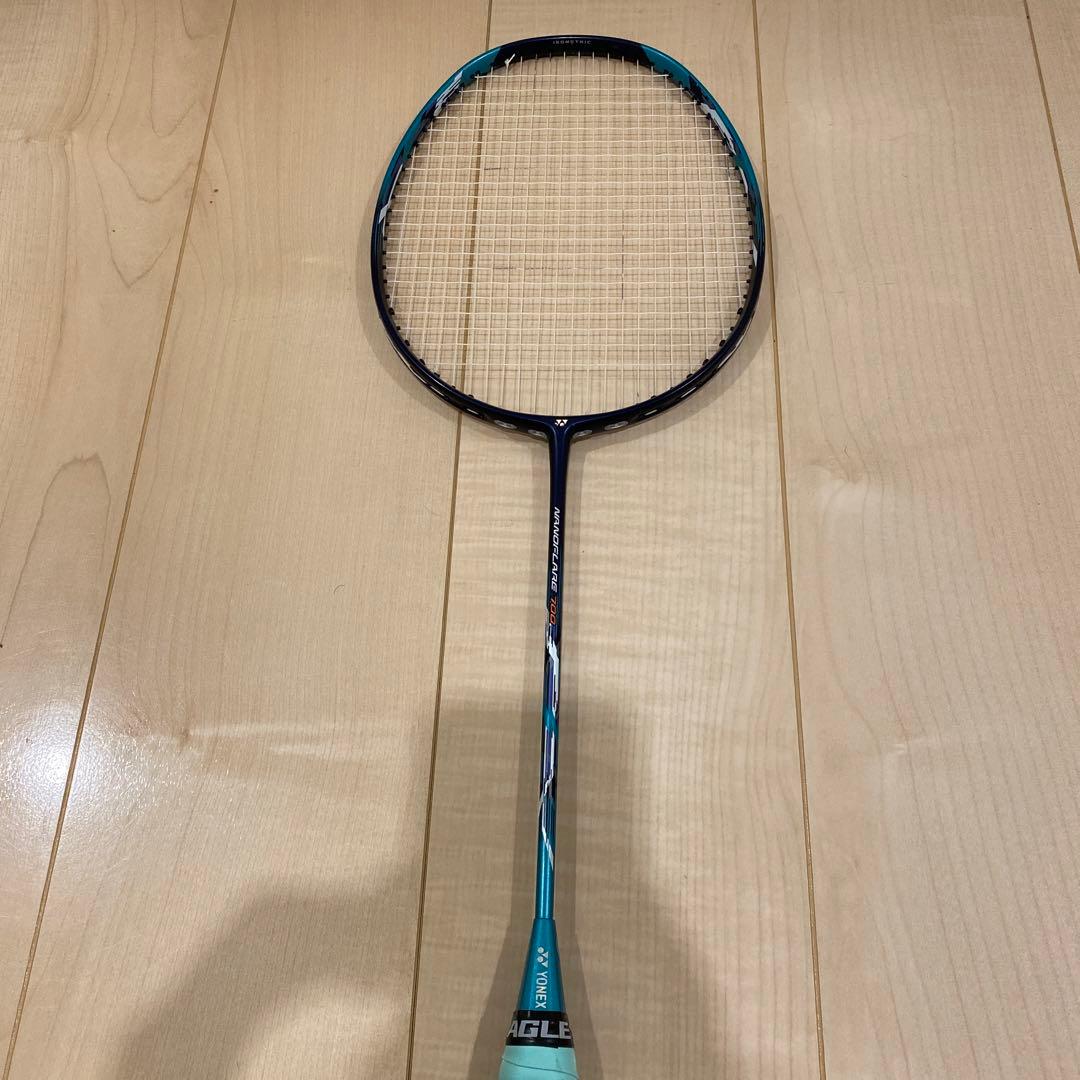 【希少_グリップテープ新品】バドミントン　ヨネックス　ナノフレア700 5UG6