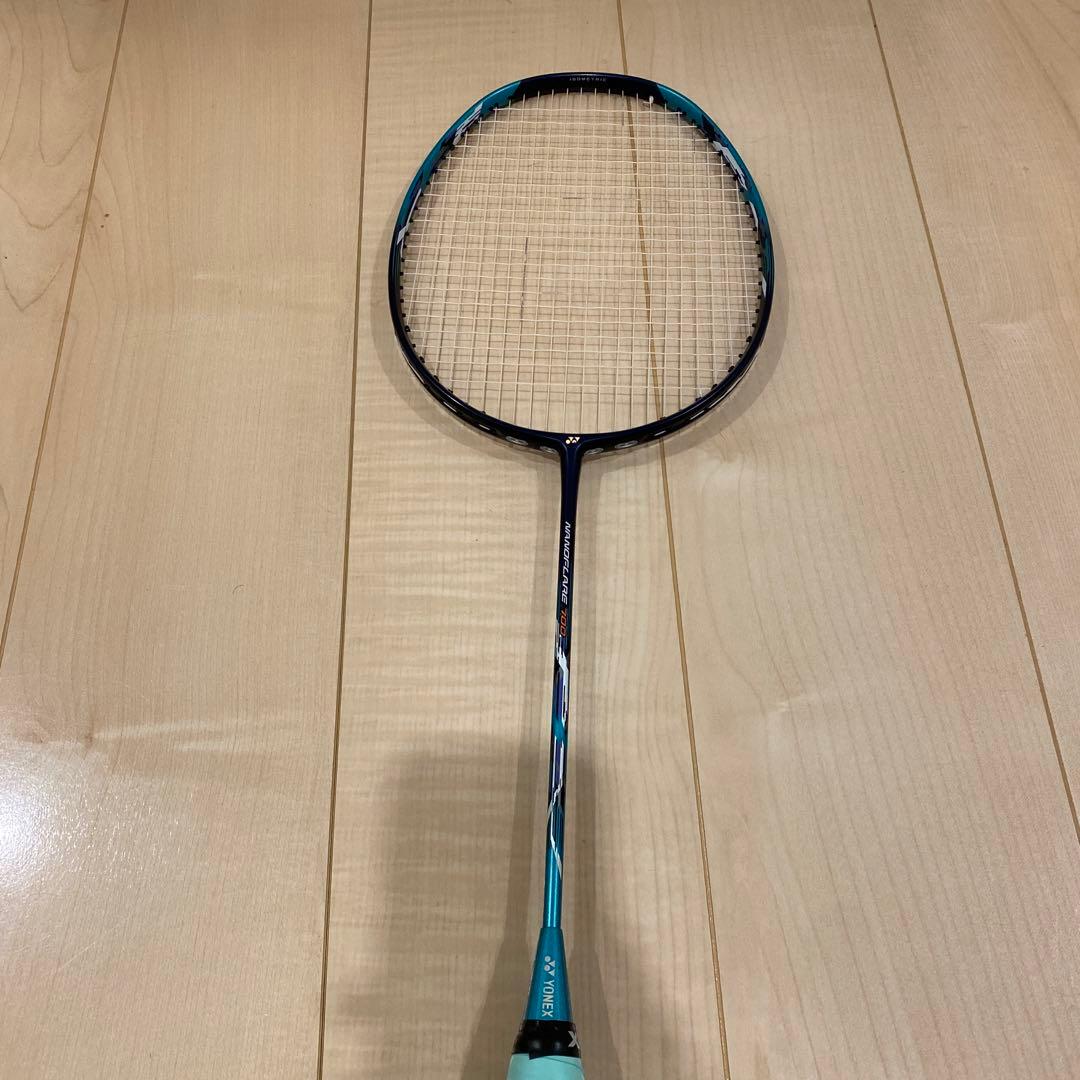 【希少_グリップテープ新品】バドミントン　ヨネックス　ナノフレア700 5UG6