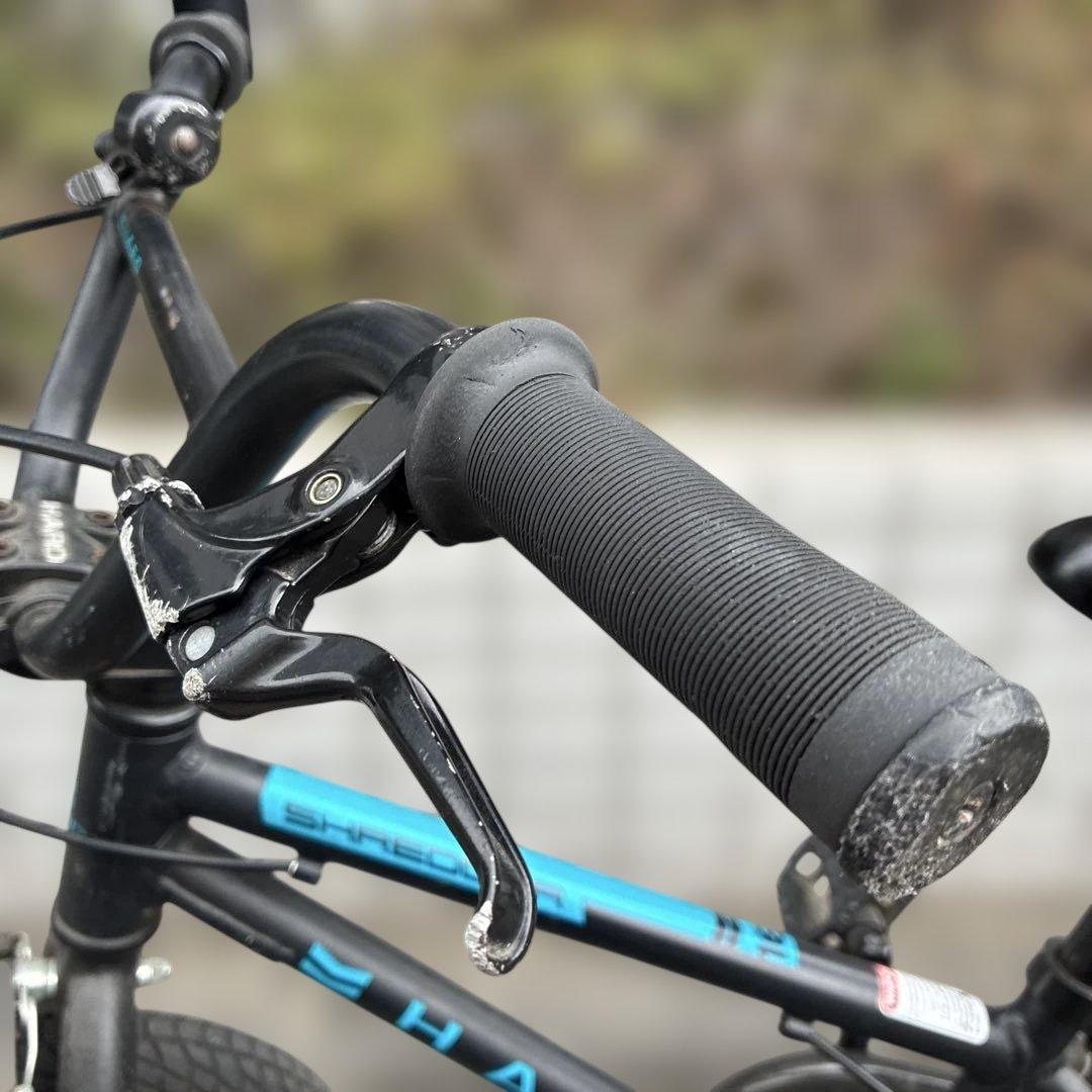 16インチHaro 子供用自転車 シュレッダー ブラック/ブルー