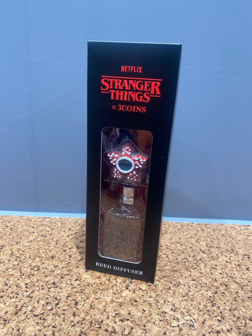 スリコ　Stranger Things x 3COINS リードディフューザー