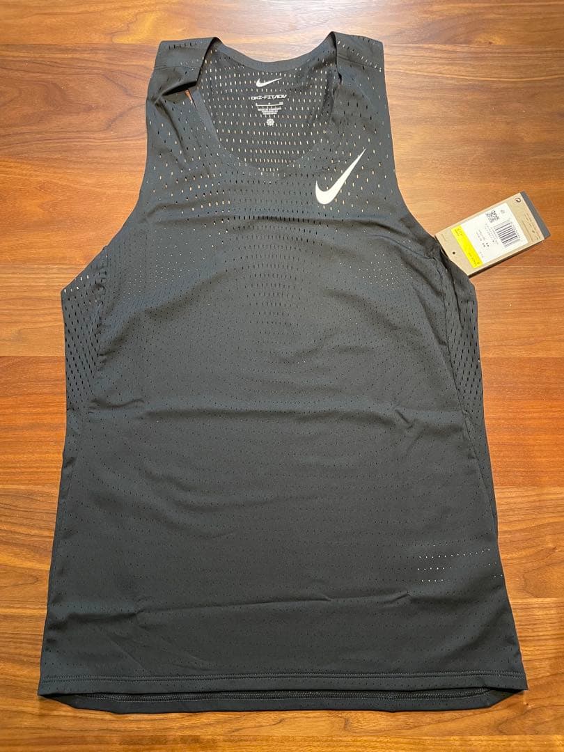 【新品】NIKE エアロスイフト シングレット ブラック Sサイズ
