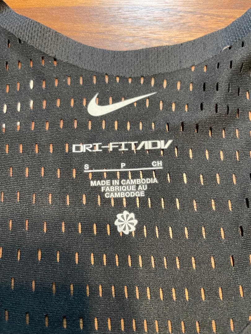【新品】NIKE エアロスイフト シングレット ブラック Sサイズ