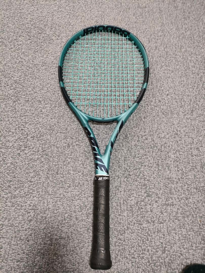 最新版270グラム　G2　BABOLAT EVODRIVE バボラエボドライブ